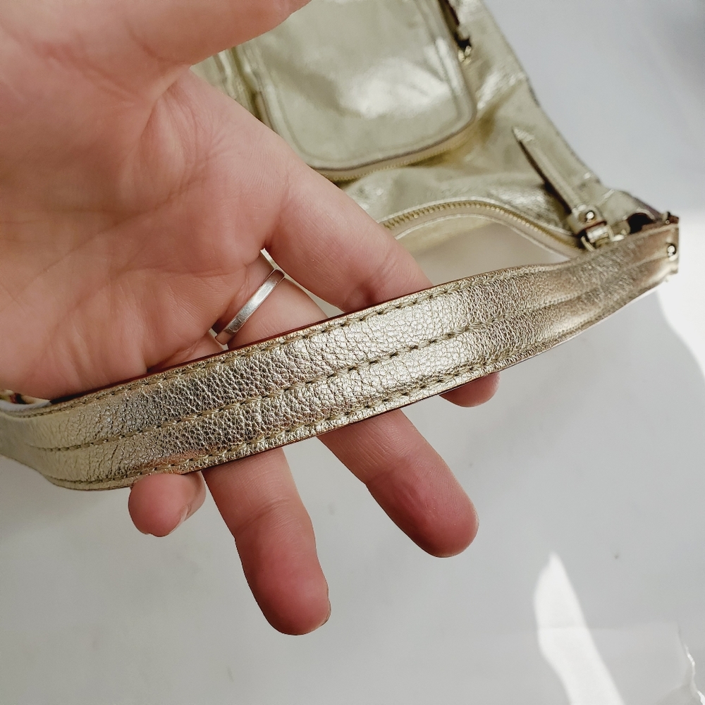 Kate Spade gold leather purse like new - Picture 5 of 10